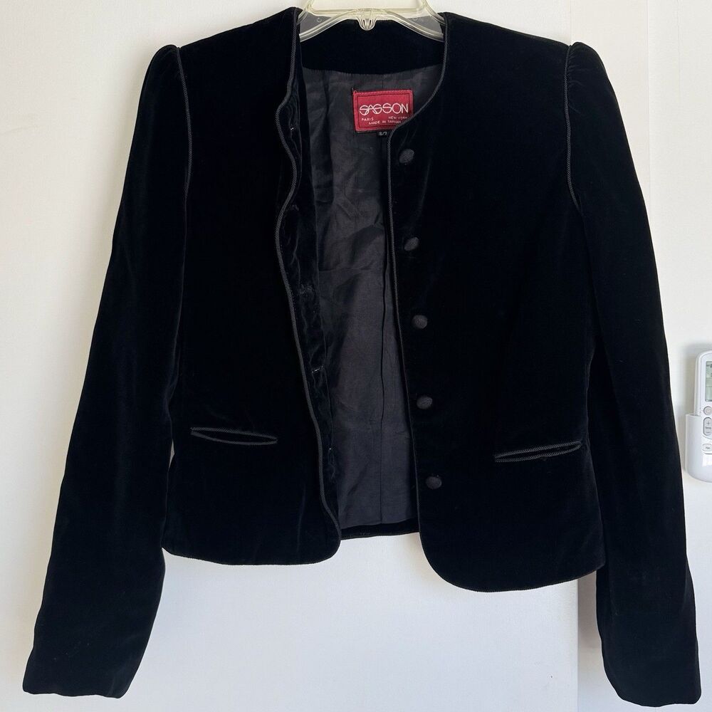 Vintage 80s Sasson Womens Button Front Velvet Blazer Jacket Size 6/7 Black Rayon